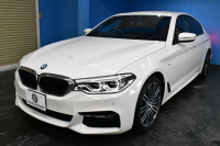 BMW 5シリーズ 530i Mｽﾎﾟｰﾂ ﾊｲﾗｲﾝP 高出力ﾓﾃﾞﾙ 全席ﾋｰﾀｰ付黒革 LEDﾍｯﾄﾞﾗｲﾄ 追従ACC Mｽﾎﾟｰﾂﾌﾞﾚｰｷ 19AW 液晶ﾒｰﾀｰ 車線変更警告 ﾀｯﾁﾊﾟﾈﾙ対応iﾄﾞﾗｲﾌﾞHDDﾅﾋﾞﾌﾙｾｸﾞ全周囲ｶﾒﾗ 3Dﾋﾞｭｰ Pｱｼｽﾄﾌﾟﾗｽ 電動ﾄﾗﾝｸ 2年保証