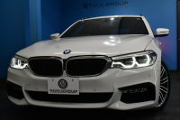BMW 5シリーズ 523dﾂｰﾘﾝｸﾞ Mｽﾎﾟｰﾂ ﾊｲﾗｲﾝP 全席ﾋｰﾀｰ付黒革 LEDﾍｯﾄﾞﾗｲﾄ 追従ACC HUD 車線変更&逸脱警告 衝突軽減B  ｳｯﾄﾞｲﾝﾃﾘｱ ﾀｯﾁﾊﾟﾈﾙ対応iﾄﾞﾗｲﾌﾞHDDﾅﾋﾞ ﾌﾙｾｸﾞ 全周囲ｶﾒﾗ3Dﾋﾞｭｰ  電動Rｹﾞｰﾄ 19AW 液晶ﾒｰﾀｰ  2年保証