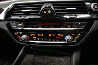 BMW 5シリーズ 530e Mｽﾎﾟｰﾂ iﾊﾟﾌｫｰﾏﾝｽ PHEV ｻﾝﾙｰﾌ 1ｵｰﾅｰ ﾊｲﾗｲﾝP 全席ﾋｰﾀｰ付黒革 LEDﾍｯﾄﾞﾗｲﾄ 液晶ﾒｰﾀｰ ACC LCW ﾀｯﾁﾊﾟﾈﾙﾅﾋﾞ全周囲ｶﾒﾗ ﾌﾙｾｸﾞﾊﾟｰｷﾝｸﾞｱｼｽﾄ 電動ﾄﾗﾝｸ Mｽﾎﾟｰﾂﾌﾞﾚｰｷ  2年保証