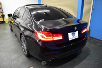 BMW 5シリーズ 530e Mｽﾎﾟｰﾂ iﾊﾟﾌｫｰﾏﾝｽ PHEV ｻﾝﾙｰﾌ 1ｵｰﾅｰ ﾊｲﾗｲﾝP 全席ﾋｰﾀｰ付黒革 LEDﾍｯﾄﾞﾗｲﾄ 液晶ﾒｰﾀｰ ACC LCW ﾀｯﾁﾊﾟﾈﾙﾅﾋﾞ全周囲ｶﾒﾗ ﾌﾙｾｸﾞﾊﾟｰｷﾝｸﾞｱｼｽﾄ 電動ﾄﾗﾝｸ Mｽﾎﾟｰﾂﾌﾞﾚｰｷ  2年保証