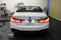 BMW 5シリーズ 530e Mｽﾎﾟｰﾂ iﾊﾟﾌｫｰﾏﾝｽ PHEV ﾊｲﾗｲﾝP 全席ﾋｰﾀｰ付黒革 HUD ｼﾞｪｽﾁｬｰｺﾝﾄﾛｰﾙ付ﾀｯﾁﾊﾟﾈﾙﾅﾋﾞ全周囲ｶﾒﾗ ﾌﾙｾｸﾞTV LEDﾍｯﾄﾞﾗｲﾄ 液晶ﾒｰﾀｰ ACC LCW ﾊﾟｰｷﾝｸﾞｱｼｽﾄ 電動ﾄﾗﾝｸ Mｽﾎﾟｰﾂﾌﾞﾚｰｷ  2年保証