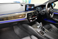 BMW 5シリーズ 530e Mｽﾎﾟｰﾂ iﾊﾟﾌｫｰﾏﾝｽ PHEV ﾊｲﾗｲﾝP 全席ﾋｰﾀｰ付黒革 HUD ｼﾞｪｽﾁｬｰｺﾝﾄﾛｰﾙ付ﾀｯﾁﾊﾟﾈﾙﾅﾋﾞ全周囲ｶﾒﾗ ﾌﾙｾｸﾞTV LEDﾍｯﾄﾞﾗｲﾄ 液晶ﾒｰﾀｰ ACC LCW ﾊﾟｰｷﾝｸﾞｱｼｽﾄ 電動ﾄﾗﾝｸ Mｽﾎﾟｰﾂﾌﾞﾚｰｷ  2年保証