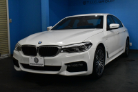 BMW 5シリーズ 530e Mｽﾎﾟｰﾂ iﾊﾟﾌｫｰﾏﾝｽ PHEV ﾊｲﾗｲﾝP 全席ﾋｰﾀｰ付黒革 HUD ｼﾞｪｽﾁｬｰｺﾝﾄﾛｰﾙ付ﾀｯﾁﾊﾟﾈﾙﾅﾋﾞ全周囲ｶﾒﾗ ﾌﾙｾｸﾞTV LEDﾍｯﾄﾞﾗｲﾄ 液晶ﾒｰﾀｰ ACC LCW ﾊﾟｰｷﾝｸﾞｱｼｽﾄ 電動ﾄﾗﾝｸ Mｽﾎﾟｰﾂﾌﾞﾚｰｷ  2年保証