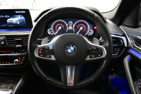 BMW 5シリーズ 530e Mｽﾎﾟｰﾂ iﾊﾟﾌｫｰﾏﾝｽ PHEV ﾊｲﾗｲﾝP 全席ﾋｰﾀｰ付黒革 HUD ｼﾞｪｽﾁｬｰｺﾝﾄﾛｰﾙ付ﾀｯﾁﾊﾟﾈﾙﾅﾋﾞ全周囲ｶﾒﾗ ﾌﾙｾｸﾞTV LEDﾍｯﾄﾞﾗｲﾄ 液晶ﾒｰﾀｰ ACC LCW ﾊﾟｰｷﾝｸﾞｱｼｽﾄ 電動ﾄﾗﾝｸ Mｽﾎﾟｰﾂﾌﾞﾚｰｷ  2年保証