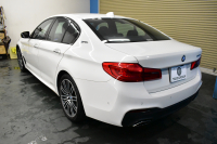 BMW 5シリーズ 530e Mｽﾎﾟｰﾂ iﾊﾟﾌｫｰﾏﾝｽ PHEV ﾊｲﾗｲﾝP 全席ﾋｰﾀｰ付黒革 HUD ｼﾞｪｽﾁｬｰｺﾝﾄﾛｰﾙ付ﾀｯﾁﾊﾟﾈﾙﾅﾋﾞ全周囲ｶﾒﾗ ﾌﾙｾｸﾞTV LEDﾍｯﾄﾞﾗｲﾄ 液晶ﾒｰﾀｰ ACC LCW ﾊﾟｰｷﾝｸﾞｱｼｽﾄ 電動ﾄﾗﾝｸ Mｽﾎﾟｰﾂﾌﾞﾚｰｷ  2年保証