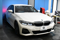 BMW 3シリーズ 320i Mｽﾎﾟｰﾂ 1ｵｰﾅｰ ﾊｲﾗｲﾝ&ｺﾝﾌｫｰﾄP ﾋｰﾀｰ付黒革 LEDﾍｯﾄﾞﾗｲﾄ 追従ACC 19AW ﾀｯﾁﾊﾟﾈﾙﾅﾋﾞ ﾊﾟｰｷﾝｸﾞｱｼｽﾄﾌﾟﾗｽ 全周囲ｶﾒﾗ 電動ﾄﾗﾝｸ HiFiｽﾋﾟｰｶｰ ｳｯﾄﾞｲﾝﾃﾘｱ ｱｯﾌﾟﾙｶｰﾌﾟﾚｲ 2年保証