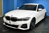 BMW 3シリーズ 320i Mｽﾎﾟｰﾂ 1ｵｰﾅｰ ﾊｲﾗｲﾝ&ｺﾝﾌｫｰﾄP ﾋｰﾀｰ付黒革 LEDﾍｯﾄﾞﾗｲﾄ 追従ACC 19AW ﾀｯﾁﾊﾟﾈﾙﾅﾋﾞ ﾊﾟｰｷﾝｸﾞｱｼｽﾄﾌﾟﾗｽ 全周囲ｶﾒﾗ 電動ﾄﾗﾝｸ HiFiｽﾋﾟｰｶｰ ｳｯﾄﾞｲﾝﾃﾘｱ ｱｯﾌﾟﾙｶｰﾌﾟﾚｲ 2年保証
