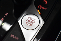 BMW 3シリーズ 320i Mｽﾎﾟｰﾂ 1ｵｰﾅｰ ﾊｲﾗｲﾝ&ｺﾝﾌｫｰﾄP ﾋｰﾀｰ付黒革 LEDﾍｯﾄﾞﾗｲﾄ 追従ACC 19AW ﾀｯﾁﾊﾟﾈﾙﾅﾋﾞ ﾊﾟｰｷﾝｸﾞｱｼｽﾄﾌﾟﾗｽ 全周囲ｶﾒﾗ 電動ﾄﾗﾝｸ HiFiｽﾋﾟｰｶｰ ｳｯﾄﾞｲﾝﾃﾘｱ ｱｯﾌﾟﾙｶｰﾌﾟﾚｲ 2年保証