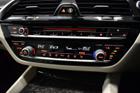 BMW 5シリーズ 530i Mｽﾎﾟｰﾂ ｲﾉﾍﾞｰｼｮﾝ&ﾊｲﾗｲﾝP 高出力ﾓﾃﾞﾙ 全席ﾋｰﾀｰ付白革 LEDﾍｯﾄﾞﾗｲﾄ 追従ACC HUD Mｽﾎﾟｰﾂﾌﾞﾚｰｷ 19AW 液晶ﾒｰﾀｰ 車線変更警告 ﾀｯﾁﾊﾟﾈﾙ対応iﾄﾞﾗｲﾌﾞHDDﾅﾋﾞﾌﾙｾｸﾞ全周囲ｶﾒﾗ 3Dﾋﾞｭｰ Pｱｼｽﾄﾌﾟﾗｽ 電動ﾄﾗﾝｸ 2年保証