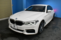 BMW 5シリーズ 530i Mｽﾎﾟｰﾂ ｲﾉﾍﾞｰｼｮﾝ&ﾊｲﾗｲﾝP 高出力ﾓﾃﾞﾙ 全席ﾋｰﾀｰ付白革 LEDﾍｯﾄﾞﾗｲﾄ 追従ACC HUD Mｽﾎﾟｰﾂﾌﾞﾚｰｷ 19AW 液晶ﾒｰﾀｰ 車線変更警告 ﾀｯﾁﾊﾟﾈﾙ対応iﾄﾞﾗｲﾌﾞHDDﾅﾋﾞﾌﾙｾｸﾞ全周囲ｶﾒﾗ 3Dﾋﾞｭｰ Pｱｼｽﾄﾌﾟﾗｽ 電動ﾄﾗﾝｸ 2年保証