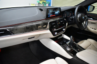 BMW 5シリーズ 530i Mｽﾎﾟｰﾂ ｲﾉﾍﾞｰｼｮﾝ&ﾊｲﾗｲﾝP 高出力ﾓﾃﾞﾙ 全席ﾋｰﾀｰ付白革 LEDﾍｯﾄﾞﾗｲﾄ 追従ACC HUD Mｽﾎﾟｰﾂﾌﾞﾚｰｷ 19AW 液晶ﾒｰﾀｰ 車線変更警告 ﾀｯﾁﾊﾟﾈﾙ対応iﾄﾞﾗｲﾌﾞHDDﾅﾋﾞﾌﾙｾｸﾞ全周囲ｶﾒﾗ 3Dﾋﾞｭｰ Pｱｼｽﾄﾌﾟﾗｽ 電動ﾄﾗﾝｸ 2年保証