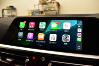 BMW 4シリーズ M440i xDriveｸﾞﾗﾝｸｰﾍﾟ 1ｵｰﾅｰ ｲﾉﾍﾞｰｼｮﾝ&ｺﾝﾌｫｰﾄ&ﾊｲﾗｲﾝP 全周囲ｶﾒﾗ ﾋｰﾀｰ付赤革 19AW ﾚｰｻﾞｰLEDﾍｯﾄﾞ HUD Mｽﾎﾟｰﾂﾃﾞﾌ ﾚｯﾄﾞﾌﾞﾚｰｷｷｬﾘﾊﾟｰ 可変Mｻｽ ｼﾞｪｽﾁｬｰC付ﾗｲﾌﾞｺｯｸﾋﾟｯﾄ Pｱｼｽﾄ LCW Apple Car Play TV harman/kardon 2年保証