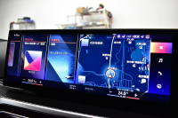 BMW 2シリーズ 220i Mｽﾎﾟｰﾂ ﾊｲﾗｲﾝP ｶｰﾌﾞﾄﾞﾃﾞｨｽﾌﾟﾚｲ ﾋｰﾀｰ付電動黒革  ﾊｰﾏﾝｶｰﾄﾞﾝｻｳﾝﾄﾞｼｽﾃﾑ  追従ACC ｱﾀﾞﾌﾟﾃｨﾌﾞLEDﾍｯﾄﾞﾗｲﾄ ｻﾝﾌﾟﾛﾃｸｼｮﾝｶﾞﾗｽ BMWﾗｲﾌﾞｺｯｸﾋﾟｯﾄ ﾅﾋﾞBｶﾒﾗ 18AW ﾜｲﾔﾚｽ充電ﾄﾚｲ ｱｯﾌﾟﾙｶｰﾌﾟﾚｲ 2年保証