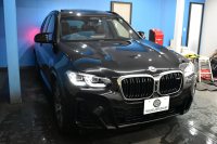 BMW X3 M40i ｾﾚｸﾄﾊﾟｯｹｰｼﾞ LCI後期 変更後ﾃﾞｻﾞｲﾝLEDﾍｯﾄﾞﾗｲﾄ&ﾃｰﾙ ﾊﾟﾉﾗﾏｻﾝﾙｰﾌ ﾗｲﾌﾞｺｸﾋﾟｯﾄ 可変Mｻｽ 全席ﾋｰﾀｰ付ﾓｶﾚｻﾞｰ ﾊｰﾏﾝｶｰﾄﾞﾝ 20AW 追従ACC HUD ｽﾃｱﾘﾝｸﾞｻﾎﾟｰﾄ ﾀｯﾁﾊﾟﾈﾙﾅﾋﾞ ﾌﾙｾｸﾞ 全周囲ｶﾒﾗ3Dﾋﾞｭｰ 電動Rｹﾞｰﾄ 2年保証
