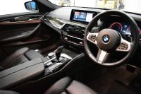 BMW 5シリーズ 523iﾂｰﾘﾝｸﾞ Mｽﾎﾟｰﾂ ﾊｲﾗｲﾝP  ｱﾀﾞﾌﾟﾃｨﾌﾞLEDﾍｯﾄﾞﾗｲﾄ 全席ﾋｰﾀｰ付黒革 追従ACC 車線変更&逸脱&歩行者警告 ﾀｯﾁﾊﾟﾈﾙHDDﾅﾋﾞ 全周囲ｶﾒﾗ3Dﾋﾞｭｰ Pｱｼｽﾄ 液晶ﾒｰﾀｰ  19AW  2年保証