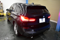 BMW X1 Xdrive18d Mｽﾎﾟｰﾂ ｴﾃﾞｨｼｮﾝｼﾞｮｲ+ LCI後期 ﾌｪｲｽﾘﾌﾄ後ﾓﾃﾞﾙ 4WD ｱﾄﾞﾊﾞﾝｽﾄﾞｱｸﾃｨﾌﾞｾｰﾌﾃｨ&ﾊｲﾗｲﾝ&ｺﾝﾌｫｰﾄP ACC HUD ﾋｰﾀｰ付電動黒革 LEDﾍｯﾄﾞﾗｲﾄ 18AW 車線逸脱&歩行者警告 衝突軽減B ﾀｯﾁﾊﾟﾈﾙﾅﾋﾞ Bｶﾒﾗ 電動Rｹﾞｰﾄ 2年保証