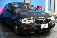 BMW 5シリーズ 540i Xﾄﾞﾗｲﾌﾞ Mｽﾎﾟｰﾂ 4WD ｺﾝﾌｫｰﾄ&ﾊｲﾗｲﾝP ｻﾝﾙｰﾌ 前席ｺﾝﾌｫｰﾄｼｰﾄ 前席ﾏｯｻｰｼﾞ&ﾍﾞﾝﾁﾚｰﾀｰ 全席ﾋｰﾀｰ付黒革 可変ｻｽ Mｽﾎﾟｰﾂﾌﾞﾚｰｷ LEDﾍｯﾄﾞﾗｲﾄ 液晶ﾒｰﾀｰ ACC HUD LCW  ﾀｯﾁﾊﾟﾈﾙﾅﾋﾞTV全周囲ｶﾒﾗ 3Dﾋﾞｭｰ 電動ﾄﾗﾝｸ 1ｵｰﾅｰ 2年保証