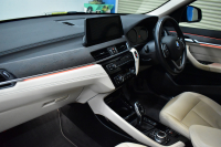 BMW X1 Xdrive18d Xﾗｲﾝ LCI後期 ﾌｪｲｽﾘﾌﾄ後ﾓﾃﾞﾙ 4WD ｱﾄﾞﾊﾞﾝｽﾄﾞｱｸﾃｨﾌﾞｾｰﾌﾃｨ&ﾊｲﾗｲﾝ&ｺﾝﾌｫｰﾄP ACC ﾋｰﾀｰ付電動白革 LEDﾍｯﾄﾞﾗｲﾄ 18AW 車線逸脱&歩行者警告 衝突軽減B ﾀｯﾁﾊﾟﾈﾙﾅﾋﾞ Bｶﾒﾗ 電動Rｹﾞｰﾄ 2年保証