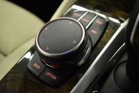 BMW 5シリーズ 530e Mｽﾎﾟｰﾂ iﾊﾟﾌｫｰﾏﾝｽ PHEV 1ｵｰﾅｰ ｺﾝﾌｫｰﾄ＆ﾊｲﾗｲﾝP 全席ﾋｰﾀｰ付白革 HUD ｼﾞｪｽﾁｬｰｺﾝﾄﾛｰﾙ付ﾀｯﾁﾊﾟﾈﾙﾅﾋﾞ4ｿﾞｰﾝAC 全周囲ｶﾒﾗ ﾌﾙｾｸﾞTV LEDﾍｯﾄﾞﾗｲﾄ 液晶ﾒｰﾀｰ ACC LCW ﾊﾟｰｷﾝｸﾞｱｼｽﾄ 電動ﾄﾗﾝｸ 2年保証