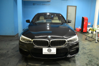 BMW 5シリーズ 530e Mｽﾎﾟｰﾂ iﾊﾟﾌｫｰﾏﾝｽ PHEV 1ｵｰﾅｰ ｺﾝﾌｫｰﾄ＆ﾊｲﾗｲﾝP 全席ﾋｰﾀｰ付白革 HUD ｼﾞｪｽﾁｬｰｺﾝﾄﾛｰﾙ付ﾀｯﾁﾊﾟﾈﾙﾅﾋﾞ4ｿﾞｰﾝAC 全周囲ｶﾒﾗ ﾌﾙｾｸﾞTV LEDﾍｯﾄﾞﾗｲﾄ 液晶ﾒｰﾀｰ ACC LCW ﾊﾟｰｷﾝｸﾞｱｼｽﾄ 電動ﾄﾗﾝｸ 2年保証