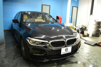 BMW 5シリーズ 530e Mｽﾎﾟｰﾂ iﾊﾟﾌｫｰﾏﾝｽ PHEV 1ｵｰﾅｰ ｺﾝﾌｫｰﾄ＆ﾊｲﾗｲﾝP 全席ﾋｰﾀｰ付白革 HUD ｼﾞｪｽﾁｬｰｺﾝﾄﾛｰﾙ付ﾀｯﾁﾊﾟﾈﾙﾅﾋﾞ4ｿﾞｰﾝAC 全周囲ｶﾒﾗ ﾌﾙｾｸﾞTV LEDﾍｯﾄﾞﾗｲﾄ 液晶ﾒｰﾀｰ ACC LCW ﾊﾟｰｷﾝｸﾞｱｼｽﾄ 電動ﾄﾗﾝｸ 2年保証