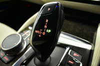 BMW 5シリーズ 530e Mｽﾎﾟｰﾂ iﾊﾟﾌｫｰﾏﾝｽ PHEV 1ｵｰﾅｰ ｺﾝﾌｫｰﾄ＆ﾊｲﾗｲﾝP 全席ﾋｰﾀｰ付白革 HUD ｼﾞｪｽﾁｬｰｺﾝﾄﾛｰﾙ付ﾀｯﾁﾊﾟﾈﾙﾅﾋﾞ4ｿﾞｰﾝAC 全周囲ｶﾒﾗ ﾌﾙｾｸﾞTV LEDﾍｯﾄﾞﾗｲﾄ 液晶ﾒｰﾀｰ ACC LCW ﾊﾟｰｷﾝｸﾞｱｼｽﾄ 電動ﾄﾗﾝｸ 2年保証