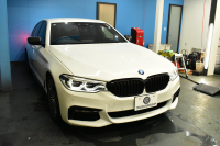 BMW 5シリーズ 523i Mｽﾎﾟｰﾂ ｺﾝﾌｫｰﾄ&ﾊｲﾗｲﾝP ｱﾀﾞﾌﾟﾃｨﾌﾞLEDﾍｯﾄﾞﾗｲﾄ Fﾏｯｻｰｼﾞ&Fﾍﾞﾝﾁﾚｰｼｮﾝ全席ﾋｰﾀｰ付黒革 追従ACC ｿﾌﾄｸﾛｰｽﾞﾄﾞｱ 車線変更&逸脱&歩行者警告 ﾀｯﾁﾊﾟﾈﾙHDDﾅﾋﾞ全周囲ｶﾒﾗ3Dﾋﾞｭｰ Pｱｼｽﾄ 液晶ﾒｰﾀｰ 19AW 2年保証