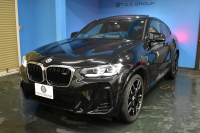 BMW X4 M40i LCI後期 1ｵｰﾅｰ ｾﾚｸﾄP 変更後ﾃﾞｻﾞｲﾝLEDﾍｯﾄﾞﾗｲﾄ&ﾃｰﾙ ﾊﾟﾉﾗﾏｻﾝﾙｰﾌ ﾗｲﾌﾞｺｸﾋﾟｯﾄ 可変Mｻｽ Fﾍﾞﾝﾁﾚｰｼｮﾝ&全席ﾋｰﾀｰ付黒革 ﾊｰﾏﾝｶｰﾄﾞﾝ 21AW 追従ACC HUD ｽﾃｱﾘﾝｸﾞﾋｰﾀｰ ﾀｯﾁﾊﾟﾈﾙﾅﾋﾞ ﾌﾙｾｸﾞ 全周囲ｶﾒﾗ 電動Rｹﾞｰﾄ 2年保証