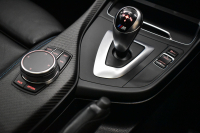 BMW Mシリーズ M2 MDCT 7速DCT LCI後期 ｾﾚｸﾄP ｻﾝﾙｰﾌ ﾊｰﾏﾝｶｰﾄﾞﾝ  ﾋｰﾀｰ付黒革 ﾍｷｻｺﾞﾅﾙLEDﾍｯﾄﾞﾗｲﾄ&ﾃｰﾙ ﾀｯﾁﾊﾟﾈﾙHDDﾅﾋﾞ Bｶﾒﾗ ﾘｱPDC 19AW 車線逸脱&歩行者警告 衝突軽減ﾌﾞﾚｰｷ ｶｰﾎﾞﾝｲﾝﾃﾘｱ 2年保証