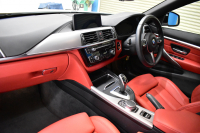 BMW 4シリーズ 440i ｶﾌﾞﾘｵﾚ Mｽﾎﾟｰﾂ LCI後期 ﾌｧｽﾄﾄﾗｯｸP ﾍｷｻｺﾞﾅﾙLEDﾍｯﾄﾞﾗｲﾄ&ﾃｰﾙ 追従ACC HUD ﾋｰﾀｰ付赤革 ｴｱｶﾗｰ 液晶ﾒｰﾀｰ harman/kardon 車線変更&逸脱&歩行者&衝突警告 衝突軽減B 19AW ﾀｯﾁﾊﾟﾈﾙHDDﾅﾋﾞ ﾌﾙｾｸﾞ 2年保証