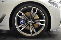 BMW 5シリーズ M550i Xﾄﾞﾗｲﾌﾞ ｱﾙﾃｨﾒｯﾄｴﾃﾞｨｼｮﾝ 55台限定車 4WD ｻﾝﾙｰﾌ ﾚｰｻﾞｰLEDﾍｯﾄﾞﾗｲﾄ ﾗｲﾌﾞｺｯｸﾋﾟｯﾄ ｺﾝﾌｫｰﾄｼｰﾄ 前席ﾏｯｻｰｼﾞ&ﾍﾞﾝﾁﾚｰﾀｰ 全席ﾋｰﾀｰ付黒革 可変Mｻｽ harman/kardon Mｽﾎﾟｰﾂﾌﾞﾚｰｷ ACC HUD 全周囲ｶﾒﾗ ﾌﾙｾｸﾞ 2年保証