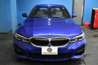 BMW 3シリーズ 320i Mｽﾎﾟｰﾂ ｲﾉﾍﾞｰｼｮﾝ&ﾊｲﾗｲﾝ&ｺﾝﾌｫｰﾄ&ｻｳﾝﾄﾞP ﾚｰｻﾞｰLEDﾍｯﾄﾞﾗｲﾄ ﾋｰﾀｰ付白革 可変Mｻｽ  追従ACC HUD ﾗｲﾌﾞｺｯｸﾋﾟｯﾄ全周囲ｶﾒﾗ ｱｯﾌﾟﾙｶｰﾌﾟﾚｲ haraman/kardon 1ｵｰﾅｰ 電動ﾄﾗﾝｸ2年保証