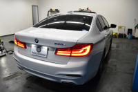 BMW 5シリーズ 530e Mｽﾎﾟｰﾂ iﾊﾟﾌｫｰﾏﾝｽ PHEV ｻﾝﾙｰﾌ ｾﾚｸﾄ&ﾊｲﾉﾍﾞｰｼｮﾝ&ﾊｲﾗｲﾝ&ｱﾄﾞﾊﾞﾝｽP 全面液晶ﾒｰﾀｰ 19AW 全席ﾋｰﾀｰ付黒革 ﾊｰﾏﾝｶｰﾄﾞﾝ 4ｿﾞｰﾝAC LEDﾍｯﾄﾞﾗｲﾄ ACC HUD LCW ﾀｯﾁﾊﾟﾈﾙﾅﾋﾞ全周囲ｶﾒﾗ ﾌﾙｾｸﾞﾜｲﾔﾚｽ充電 電動ﾄﾗﾝｸ 2年保証