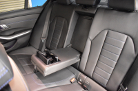 BMW 3シリーズ 330i Mｽﾎﾟｰﾂ 高出力ﾓﾃﾞﾙ ｲﾉﾍﾞｰｼｮﾝ&ﾃﾞﾋﾞｭｰ&ｺﾝﾌｫｰﾄP ﾋｰﾀｰ付黒革 ACC HUD 19AW Mｽﾎﾟｰﾂﾌﾞﾚｰｷ ﾗｲﾌﾞｺｯｸﾋﾟｯﾄ ｼﾞｪｽﾁｬｰｺﾝﾄﾛｰﾙ付ﾀｯﾁﾊﾟﾈﾙHDDﾅﾋﾞ全周囲ｶﾒﾗ ｱｯﾌﾟﾙｶｰﾌﾟﾚｲ ｳｯﾄﾞｲﾝﾃﾘｱ 電動ﾄﾗﾝｸ 2年保証