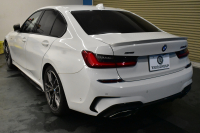 BMW 3シリーズ M340i Xﾄﾞﾗｲﾌﾞ ｲﾉﾍﾞｰｼｮﾝP ﾚｰｻﾞｰLEDﾗｲﾄ ﾋｰﾀｰ付黒革 ACC HUD 可変Mｻｽ 19AW Mｽﾎﾟｰﾂﾌﾞﾚｰｷ&ﾃﾞﾌ ｼﾞｪｽﾁｬｰC付ﾀｯﾁﾊﾟﾈﾙﾅﾋﾞ全周囲ｶﾒﾗ ﾊｰﾏﾝｶｰﾄﾞﾝ 側面衝突&車線変更&逸脱警告 2年保証