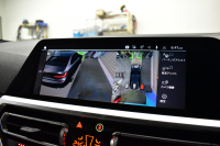 BMW 3シリーズ 320i Mｽﾎﾟｰﾂ ﾊｲﾗｲﾝP ﾋｰﾀｰ付白革 全周囲ｶﾒﾗ ﾜｲﾔﾚｽ充電 ﾌﾙｾｸﾞTV 追従ACC LCW 衝突軽減B 車線逸脱&歩行者警告 ﾗｲﾌﾞｺｯｸﾋﾟｯﾄ ｱｯﾌﾟﾙｶｰﾌﾟﾚｲ ﾌﾙｾｸﾞ ｳｯﾄﾞｲﾝﾃﾘｱ 2年保証