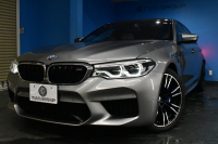 BMW Mシリーズ M5 V8ﾂｲﾝﾀｰﾎﾞ600馬力 MxDrive（4WD/2WD切替可）ｺﾝﾌｫｰﾄP  全席ﾋｰﾀｰ&前席ﾍﾞﾝﾁﾚｰｼｮﾝ&ﾏｯｻｰｼﾞ付白革 ﾅｲﾄﾋﾞｼﾞｮﾝ ｽﾃｱﾘﾝｸﾞﾋｰﾀｰ ｱﾝﾋﾞｴﾝﾄｴｱP  追従ACC LCW LEDﾍｯﾄﾞﾗｲﾄ HUD ﾀﾞｰｸｶｰﾎﾞﾝｱﾙﾐｲﾝﾃﾘｱ 液晶ﾒｰﾀｰ 3Dﾋﾞｭｰ 20AW 2年保証