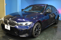 BMW 3シリーズ M340i Xﾄﾞﾗｲﾌﾞ LCI後期 新車保証R9月1月迄 1ｵｰﾅｰ individualﾀﾝｻﾞﾅｲﾄﾌﾞﾙｰ外装  ｻﾝﾙｰﾌ ﾋｰﾀｰ付黒ﾒﾘﾉ革 ｽﾃｱﾘﾝｸﾞﾋｰﾀｰ  ｶｰﾌﾞﾄﾞﾃﾞｨｽﾌﾟﾚｲ ACC HUD 可変Mｻｽ 19AW Mｽﾎﾟｰﾂﾌﾞﾚｰｷ&ﾃﾞﾌ ﾀｯﾁﾊﾟﾈﾙﾅﾋﾞ全周囲ｶﾒﾗ ﾊｰﾏﾝｶｰﾄﾞﾝ 2年保証
