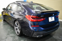 BMW 6シリーズ 623dｸﾞﾗﾝﾂｰﾘｽﾓ Mｽﾎﾟｰﾂ ｱｯﾌﾟｸﾞﾚｰﾄﾞ＆ｺﾝﾌｫｰﾄP ﾊﾟﾉﾗﾏｻﾝﾙｰﾌ ﾋｰﾀｰ&ﾍﾞﾝﾁﾚｰｼｮﾝ＆ﾏｯｻｰｼﾞ付ｺﾆｬｯｸ革 Apple Car Play 全面液晶ﾒｰﾀｰ LEDﾍｯﾄﾞﾗｲﾄ  ACC ﾊｰﾏﾝｶｰﾄﾞﾝｻｳﾝﾄﾞ  HUD LCW 20AW  ﾀｯﾁﾊﾟﾈﾙﾅﾋﾞ全周囲ｶﾒ 電動Rｹﾞｰﾄ 2年保証