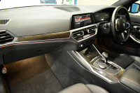 BMW 3シリーズ 330i Mｽﾎﾟｰﾂ 高出力ﾓﾃﾞﾙ ﾃﾞﾋﾞｭｰ&ｺﾝﾌｫｰﾄP ﾋｰﾀｰ付黒革 全周囲ｶﾒﾗ ACC 19AW Mｽﾎﾟｰﾂﾌﾞﾚｰｷ LEDﾍｯﾄﾞﾗｲﾄ ﾗｲﾌﾞｺｯｸﾋﾟｯﾄ ﾀｯﾁﾊﾟﾈﾙHDDﾅﾋﾞ ｱｯﾌﾟﾙｶｰﾌﾟﾚｲ ｳｯﾄﾞｲﾝﾃﾘｱ 電動ﾄﾗﾝｸ 2年保証