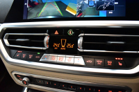 BMW 3シリーズ M340i Xﾄﾞﾗｲﾌﾞ ﾂｰﾘﾝｸﾞ ｲﾉﾍﾞｰｼｮﾝP ﾊﾟﾉﾗﾏｻﾝﾙｰﾌ ﾋｰﾀｰ付白革 追従ACC HUD ﾚｰｻﾞｰLEDﾗｲﾄ ｼﾞｪｽﾁｬｰC付ﾀｯﾁﾊﾟﾈﾙﾅﾋﾞ全周囲ｶﾒﾗ ﾊｰﾏﾝｶｰﾄﾞﾝ 車線変更&逸脱警告 衝突軽減B 電動Rｹﾞｰﾄ 2年保証