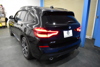 BMW X3 Xﾄﾞﾗｲﾌﾞ20d Mｽﾎﾟｰﾂ ｾﾚｸﾄ&ﾊｲﾗｲﾝP ﾊﾟﾉﾗﾏｻﾝR 型式変更後ﾓﾃﾞﾙ（UZ20） ﾗｲﾌﾞｺｯｸﾋﾟｯﾄ  20AW 前席ﾍﾞﾝﾁﾚｰｼｮﾝ LEDﾍｯﾄﾞﾗｲﾄ 追従ACC HUD 全席ﾋｰﾀｰ付茶革 LCW ﾀｯﾁﾊﾟﾈﾙﾅﾋﾞﾌﾙｾｸﾞ全周囲ｶﾒﾗ3Dﾋﾞｭｰ ﾜｲﾔﾚｽ充電  2年保証