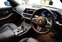 BMW 3シリーズ 330i Mｽﾎﾟｰﾂ 高出力ﾓﾃﾞﾙ  ｲﾉﾍﾞｰｼｮﾝ&ﾌｧｽﾄﾄﾗｯｸ＆ｻｳﾝﾄﾞ＆ﾊｲﾗｲﾝ＆ｺﾝﾌｫｰﾄP ﾋｰﾀｰ付黒革 ACC HUD 可変Mｻｽ 19AW Mｽﾎﾟｰﾂﾌﾞﾚｰｷ ﾗｲﾌﾞｺｯｸﾋﾟｯﾄ ｼﾞｪｽﾁｬｰC付ﾀｯﾁﾊﾟﾈﾙﾅﾋﾞ全周囲ｶﾒﾗ ｱｯﾌﾟﾙｶｰﾌﾟﾚｲ 電動ﾄﾗﾝｸ 2年保証