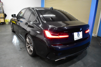 BMW 3シリーズ M340i Xﾄﾞﾗｲﾌﾞ ﾋｰﾀｰ付茶革Mｽﾎﾟｰﾂｼｰﾄ ｲﾉﾍﾞｰｼｮﾝP 全周囲ｶﾒﾗ 電動ﾄﾗﾝｸ ﾚｰｻﾞｰLEDﾗｲﾄ ACC HUD 可変Mｻｽ 19AW Mｽﾎﾟｰﾂﾌﾞﾚｰｷ&ﾃﾞﾌ ｼﾞｪｽﾁｬｰC付ﾀｯﾁﾊﾟﾈﾙﾅﾋﾞﾊｰﾏﾝｶｰﾄﾞﾝ ﾜｲﾔﾚｽ充電 側面衝突&車線変更&逸脱警告 2年保証