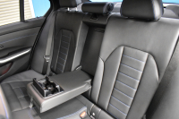 BMW 3シリーズ 320i Mｽﾎﾟｰﾂ ﾃﾞﾋﾞｭｰ&ｺﾝﾌｫｰﾄP ﾋｰﾀｰ付黒革 追従ACC  HUD  LCW 19AW 衝突軽減B 車線逸脱&歩行者警告 ﾗｲﾌﾞｺｯｸﾋﾟｯﾄ ｱｯﾌﾟﾙｶｰﾌﾟﾚｲ Bｶﾒﾗ 電動ﾄﾗﾝｸ ﾜｲﾔﾚｽ充電 社外ﾌﾙｾｸﾞ  ｳｯﾄﾞｲﾝﾃﾘｱ 2年保証