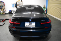 BMW 3シリーズ 320i Mｽﾎﾟｰﾂ ﾃﾞﾋﾞｭｰ&ｺﾝﾌｫｰﾄP ﾋｰﾀｰ付黒革 追従ACC  HUD  LCW 19AW 衝突軽減B 車線逸脱&歩行者警告 ﾗｲﾌﾞｺｯｸﾋﾟｯﾄ ｱｯﾌﾟﾙｶｰﾌﾟﾚｲ Bｶﾒﾗ 電動ﾄﾗﾝｸ ﾜｲﾔﾚｽ充電 社外ﾌﾙｾｸﾞ  ｳｯﾄﾞｲﾝﾃﾘｱ 2年保証