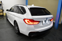 BMW 5シリーズ 523iﾂｰﾘﾝｸﾞ Mｽﾎﾟｰﾂ ｲﾉﾍﾞｰｼｮﾝ&ﾊｲﾗｲﾝP 全席ﾋｰﾀｰ付黒革 ｼﾞｪｽﾁｬｰC付ﾀｯﾁﾊﾟﾈﾙHDDﾅﾋﾞ 全周囲ｶﾒﾗ ﾜｲﾔﾚｽ充電 液晶ﾒｰﾀｰ 追従ACC HUD ｱﾀﾞﾌﾟﾃｨﾌﾞLEDﾍｯﾄﾞﾗｲﾄ 車線変更&逸脱&歩行者警告 19AW  2年保証