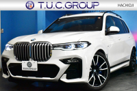BMW X7 xDrive 35d Mｽﾎﾟｰﾂ  6人乗り ｳｪﾙﾈｽP ｽｶｲﾗｳﾝｼﾞﾊﾟﾉﾗﾏｻﾝR  ﾘｱｼｰﾄｴﾝﾀｰﾃｲﾝﾒﾝﾄ  ﾚｰｻﾞｰLED 全席ﾋｰﾀｰ付茶革 Fﾏｯｻｰｼﾞ&ﾍﾞﾝﾁ ﾊｰﾏﾝｶｰﾄﾞﾝ 22AW  ACC HUD ｼﾙﾊﾞｰｸﾞﾚｰｳｯﾄﾞﾄﾘﾑ ﾗｲﾌﾞｺｸﾋﾟｯﾄ ﾀｯﾁﾊﾟﾈﾙﾅﾋﾞTV全周囲ｶﾒﾗ 2年保証