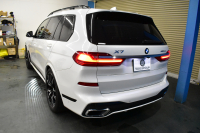 BMW X7 xDrive 35d Mｽﾎﾟｰﾂ  6人乗り ｳｪﾙﾈｽP ｽｶｲﾗｳﾝｼﾞﾊﾟﾉﾗﾏｻﾝR  ﾘｱｼｰﾄｴﾝﾀｰﾃｲﾝﾒﾝﾄ  ﾚｰｻﾞｰLED 全席ﾋｰﾀｰ付茶革 Fﾏｯｻｰｼﾞ&ﾍﾞﾝﾁ ﾊｰﾏﾝｶｰﾄﾞﾝ 22AW  ACC HUD ｼﾙﾊﾞｰｸﾞﾚｰｳｯﾄﾞﾄﾘﾑ ﾗｲﾌﾞｺｸﾋﾟｯﾄ ﾀｯﾁﾊﾟﾈﾙﾅﾋﾞTV全周囲ｶﾒﾗ 2年保証