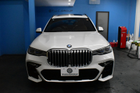 BMW X7 xDrive 35d Mｽﾎﾟｰﾂ  6人乗り ｳｪﾙﾈｽP ｽｶｲﾗｳﾝｼﾞﾊﾟﾉﾗﾏｻﾝR  ﾘｱｼｰﾄｴﾝﾀｰﾃｲﾝﾒﾝﾄ  ﾚｰｻﾞｰLED 全席ﾋｰﾀｰ付茶革 Fﾏｯｻｰｼﾞ&ﾍﾞﾝﾁ ﾊｰﾏﾝｶｰﾄﾞﾝ 22AW  ACC HUD ｼﾙﾊﾞｰｸﾞﾚｰｳｯﾄﾞﾄﾘﾑ ﾗｲﾌﾞｺｸﾋﾟｯﾄ ﾀｯﾁﾊﾟﾈﾙﾅﾋﾞTV全周囲ｶﾒﾗ 2年保証